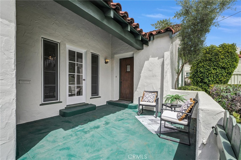 1909 Eden Avenue