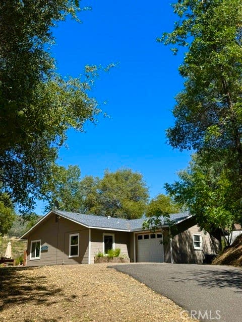 Photo of 4973 State Highway 140, Mariposa, CA 95338 (MLS # MP26119581)
