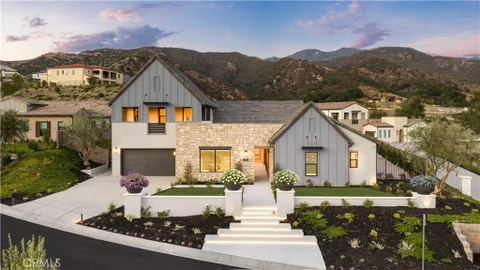 18472 Boulder Bluff, Silverado, CA 92676 - MLS#: OC26172936