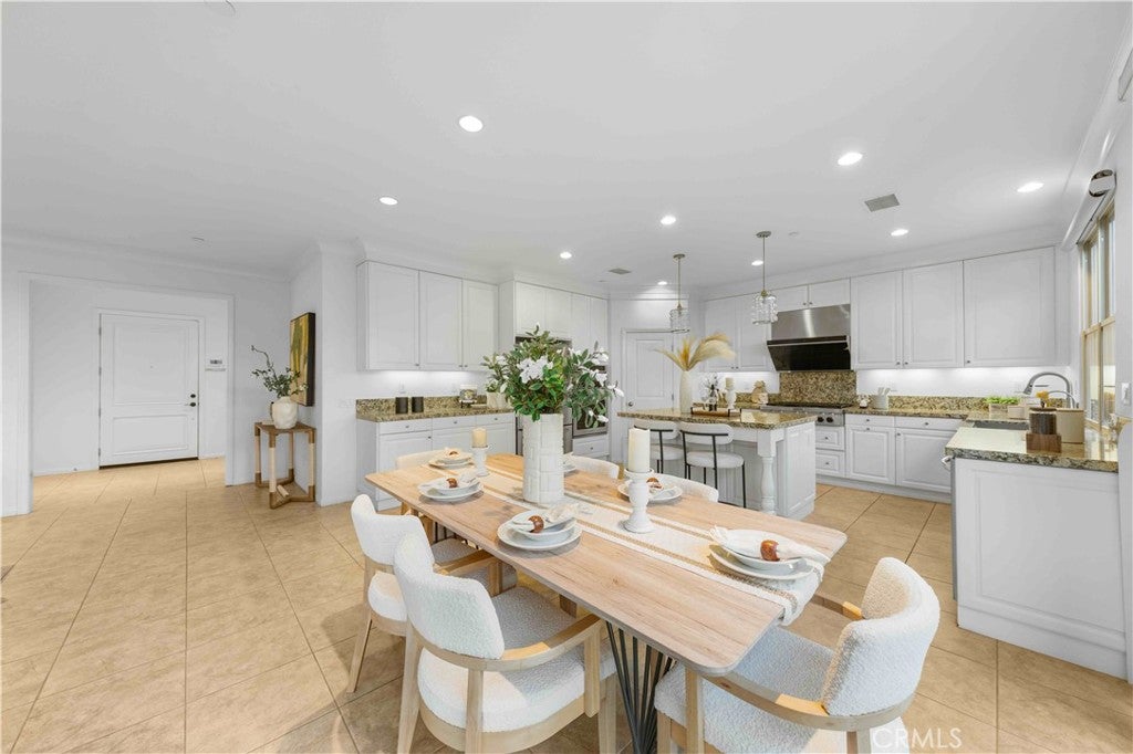 126 Saybrook, Irvine CA 92620 - Photo 8