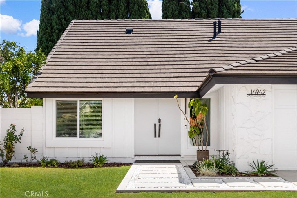 Photo of 14942 Dahlquist Road, Irvine, CA 92604 (MLS # OC25231449)