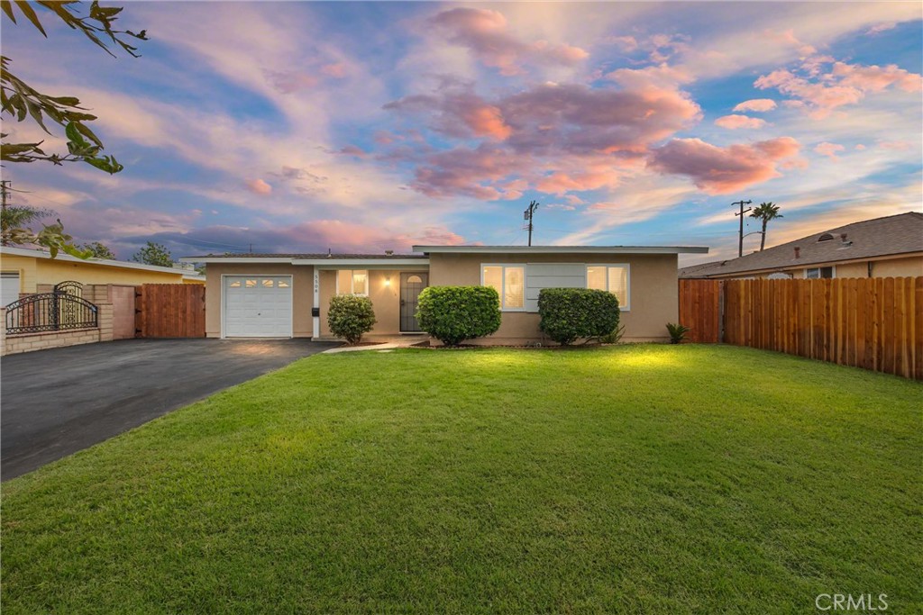 Welcome to your completely renovated single-level gem in Azusa!
This fully rehabbed 3-bedroom, 1-bath home spans approximately 908 sq ft and sits on a generous 6,199-sq-ft lot — an ideal canvas for an ADU or additional outdoor living. Nestled in South Azusa, this home enjoys everything the city has to offer. Thoughtfully remodeled throughout with modern finishes and fixtures. Rare opportunity with room to add an ADU, build your dream backyard retreat, or create lush landscaping. All living areas conveniently arranged on one level — perfect for ease of access and comfortable of daily living
Nestled in South Azusa, this home enjoys everything the city has to offer: Azusa retains a small-town, friendly vibe, despite growing commercial development and revitalization downtown. It’s affectionately known as “Canyon City” for its stunning proximity to the San Gabriel Mountains—perfect for outdoor enthusiasts and weekend hikers