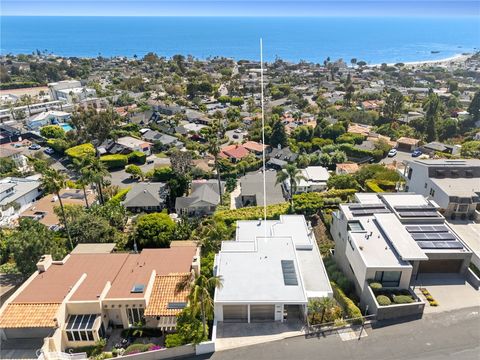 Tiny photo for 1061 Skyline Drive, Laguna Beach, CA 92651 (MLS # LG26008244)