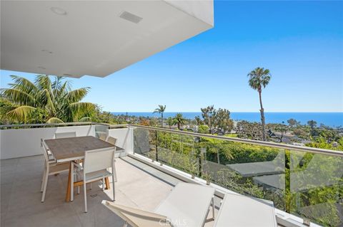 Tiny photo for 1061 Skyline Drive, Laguna Beach, CA 92651 (MLS # LG26008244)