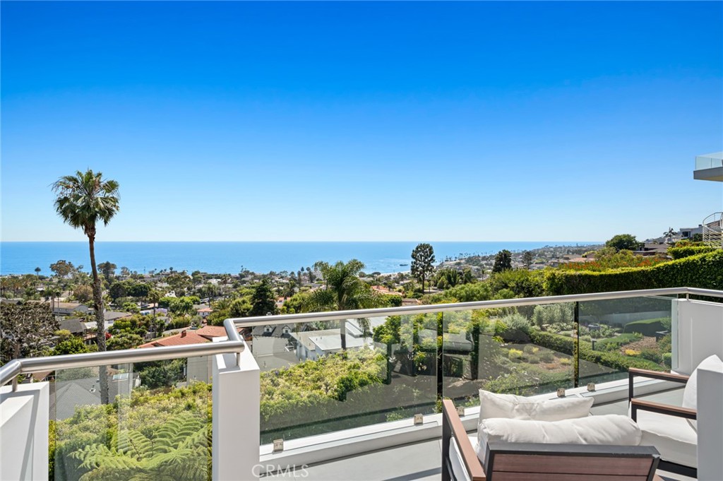 1061 Skyline Drive, Laguna Beach CA 92651 - Photo 13