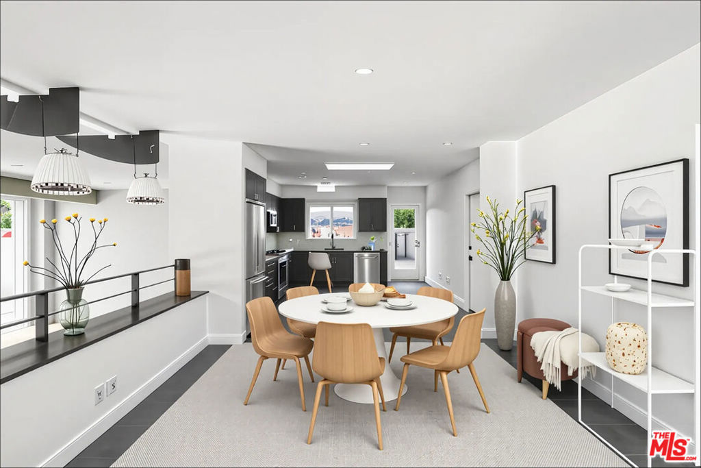 2442 Green View Place