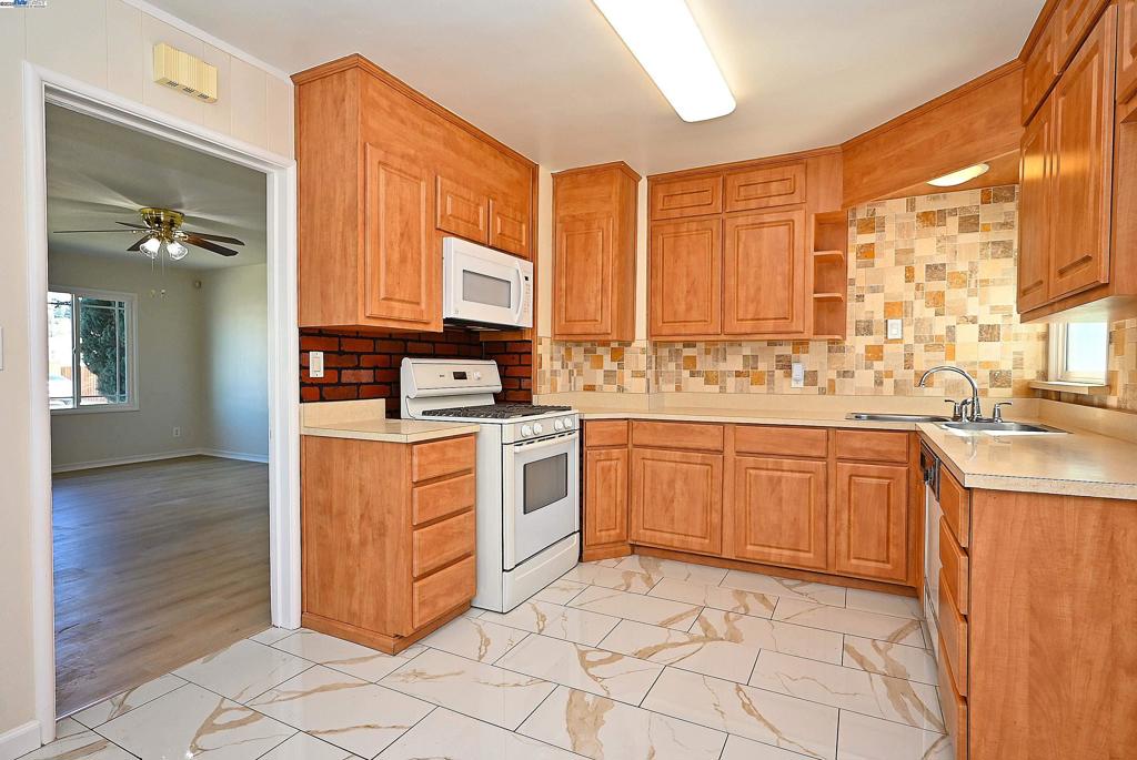 ASHLAND - Residential