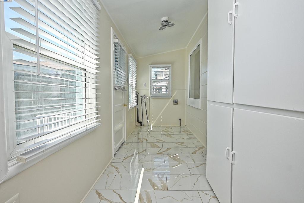 ASHLAND - Residential