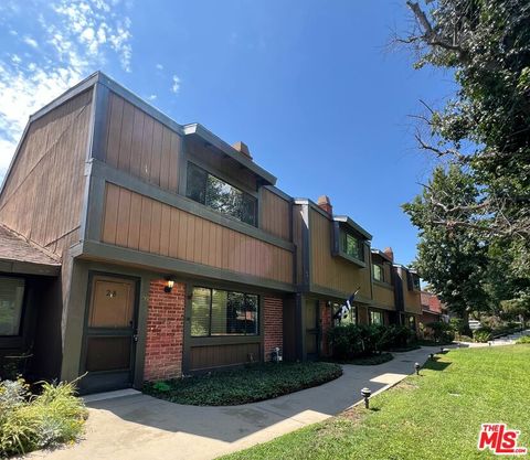Photo of 14456 Foothill Boulevard #28, Sylmar, CA 91342 (MLS # 26696571)