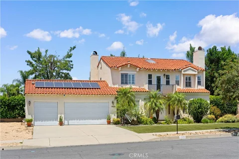 MLS: TR26193119