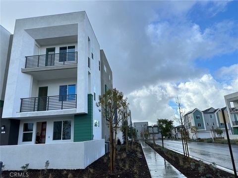 Photo of 206 Sash, Irvine, CA 92618 (MLS # OC26068425)