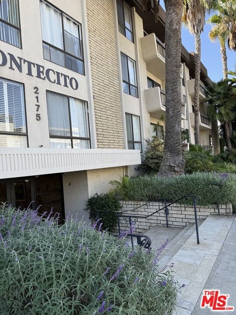 Photo of 2175 S Beverly Glen Boulevard #302, Los Angeles, CA 90025 (MLS # 26102818)