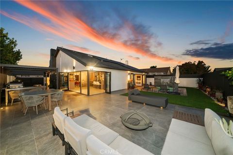 985 Begonia Avenue Costa Mesa CA 92626