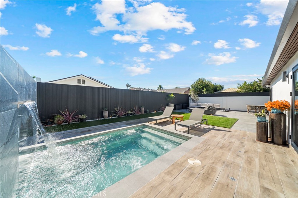 Greenbrook By Larwin (GBLR) - Residential