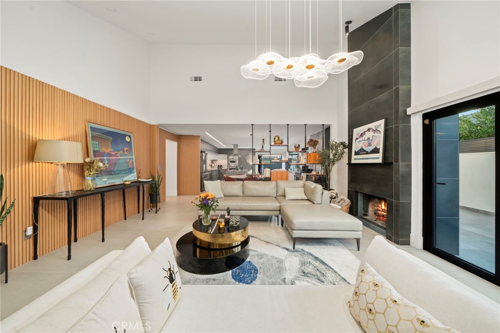 Greenbrook By Larwin (GBLR) - Residential