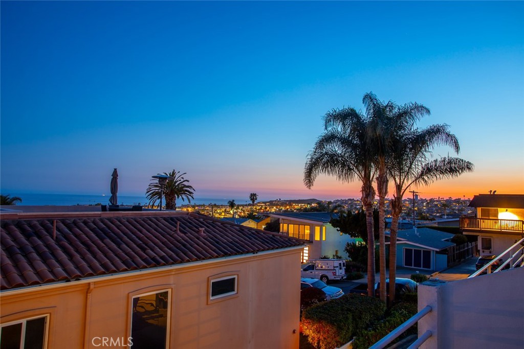 33772 Copper Lantern Street B