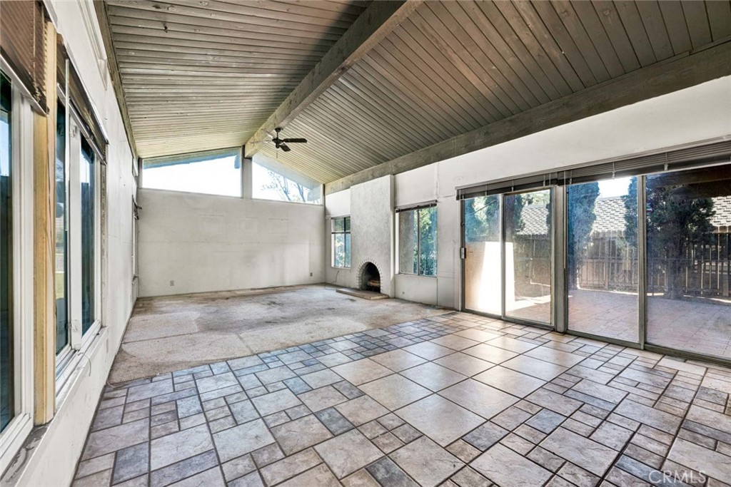 19322 Saylor Terrace