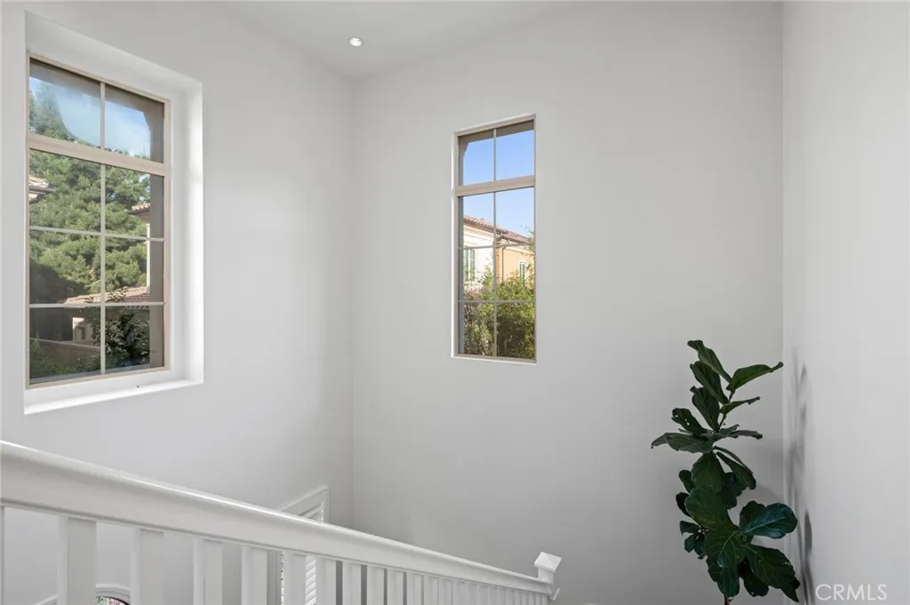 Irvine, California 92618, United States, 3 Bedrooms Bedrooms, ,3 BathroomsBathrooms,Residential,Active,130253