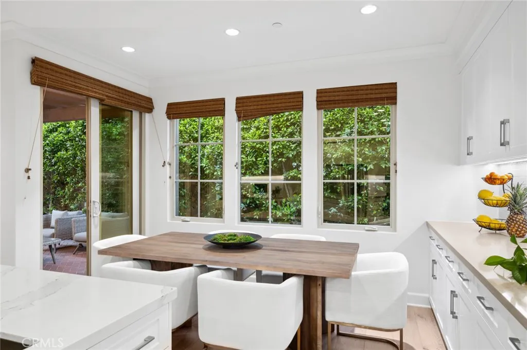 Irvine, California 92618, United States, 3 Bedrooms Bedrooms, ,3 BathroomsBathrooms,Residential,Active,130253