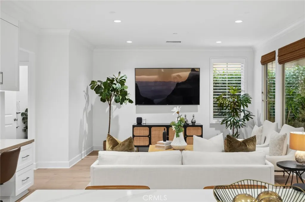 Irvine, California 92618, United States, 3 Bedrooms Bedrooms, ,3 BathroomsBathrooms,Residential,Active,130253