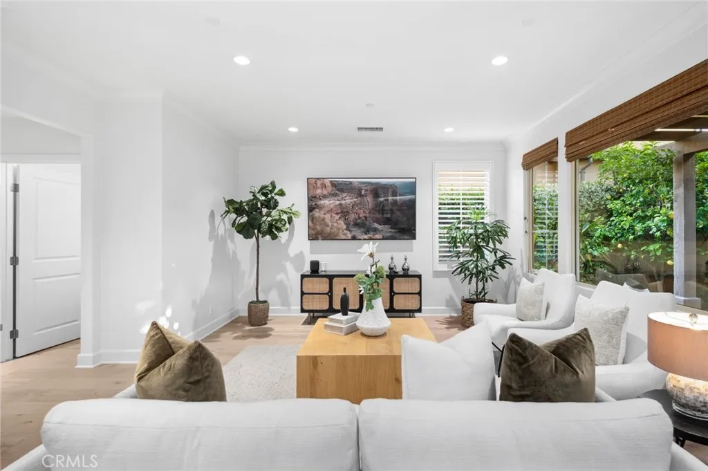 Irvine, California 92618, United States, 3 Bedrooms Bedrooms, ,3 BathroomsBathrooms,Residential,Active,130253