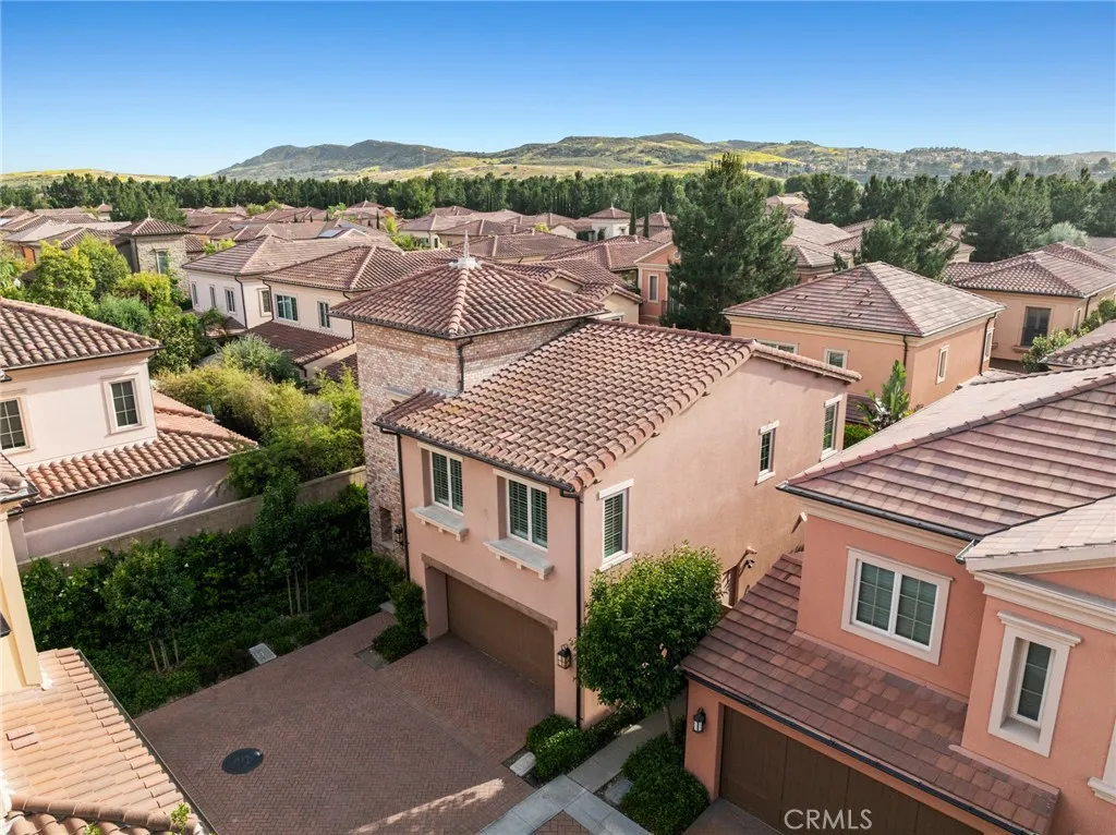 Irvine, California 92618, United States, 3 Bedrooms Bedrooms, ,3 BathroomsBathrooms,Residential,Active,130253