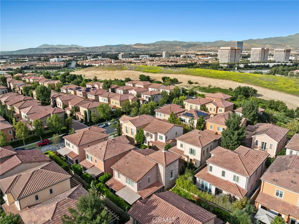 Irvine, California 92618, United States, 3 Bedrooms Bedrooms, ,3 BathroomsBathrooms,Residential,Active,130253