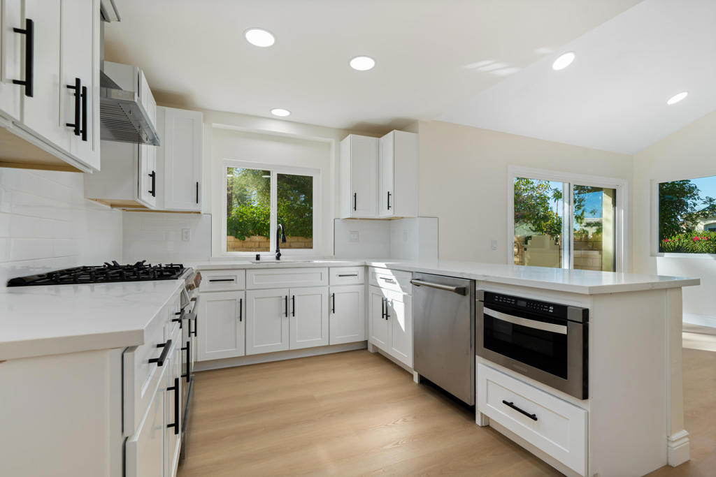 Desert Breezes - Residential