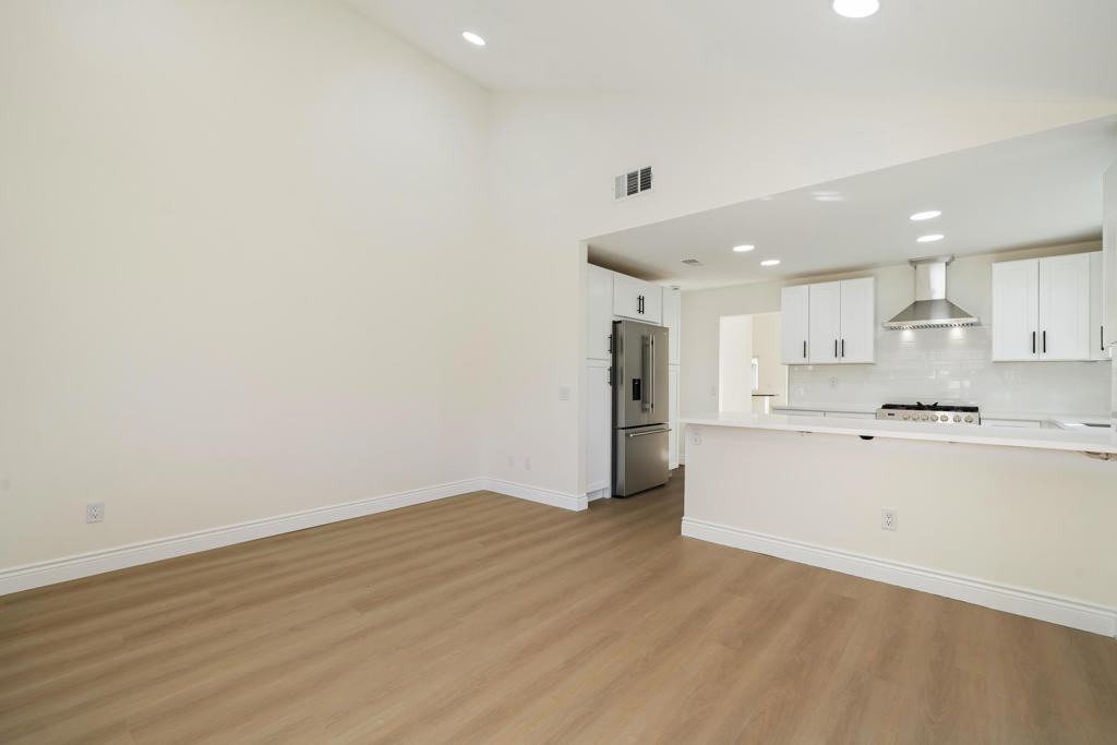 Desert Breezes - Residential