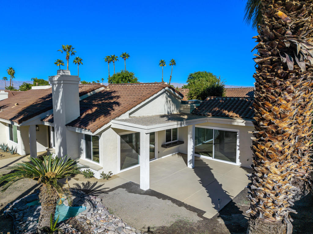 Desert Breezes - Residential