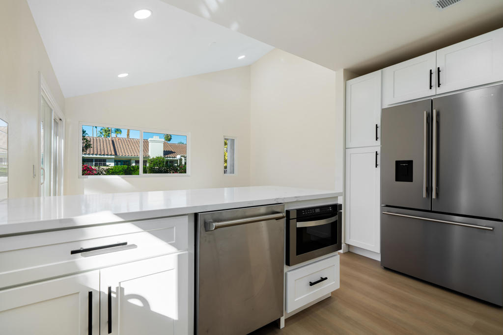 Desert Breezes - Residential