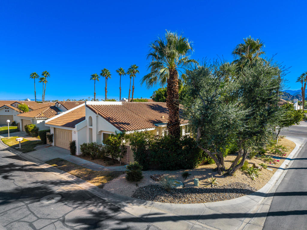 Desert Breezes - Residential