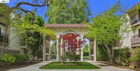 Photo of 1750 Halford Ave Ave #211, Santa Clara, CA 95051 (MLS # 41132771)