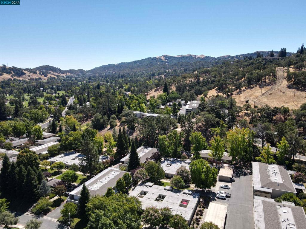 ROSSMOOR - Residential