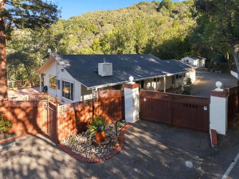 Photo of 18065 Soda Springs Road, Los Gatos, CA 95033 (MLS # ML82064649)