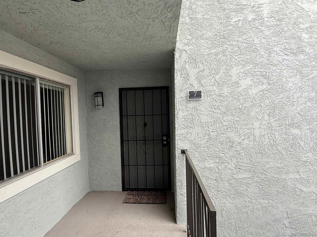 11175 Kelowna Rd 7