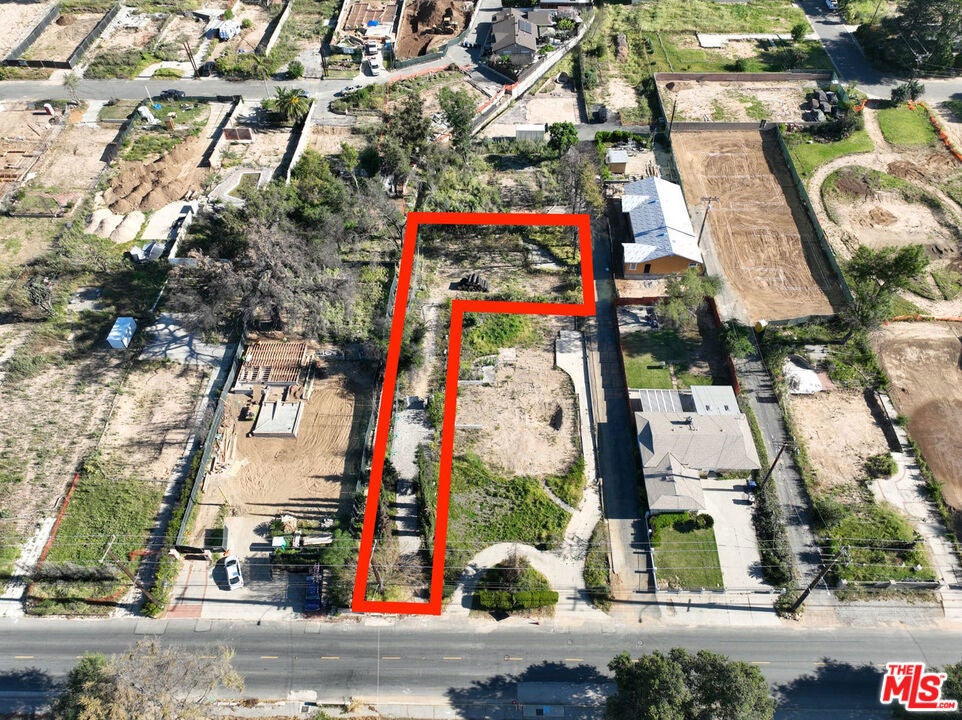 175 E Altadena Drive