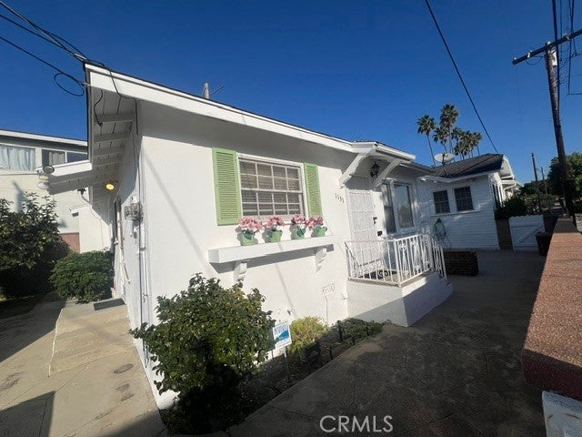 1129 W 9th Street