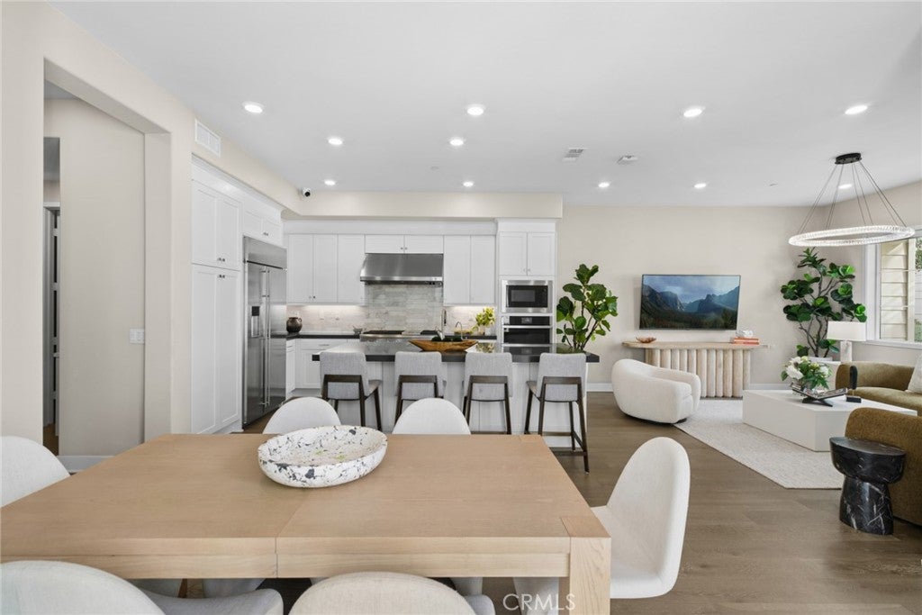 111 Spiral, Irvine CA 92618 - Photo 9