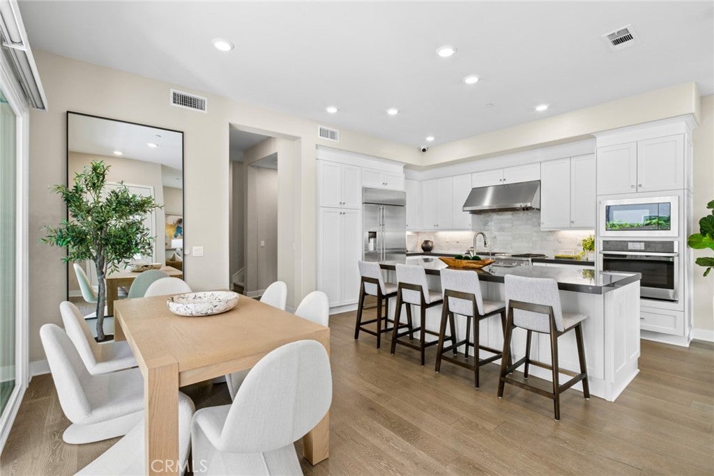 111 Spiral, Irvine CA 92618 - Photo 8