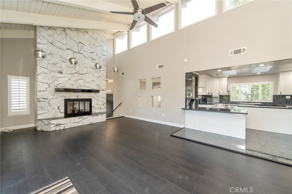2819 Steeplechase Lane