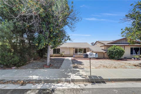 Photo of 451 Magnolia Circle, Hemet, CA 92543 (MLS # IV26161707)