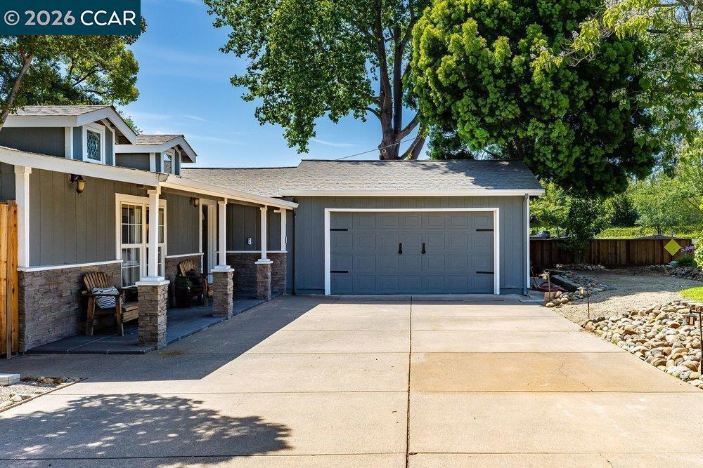 3606 Linda Vista Ave