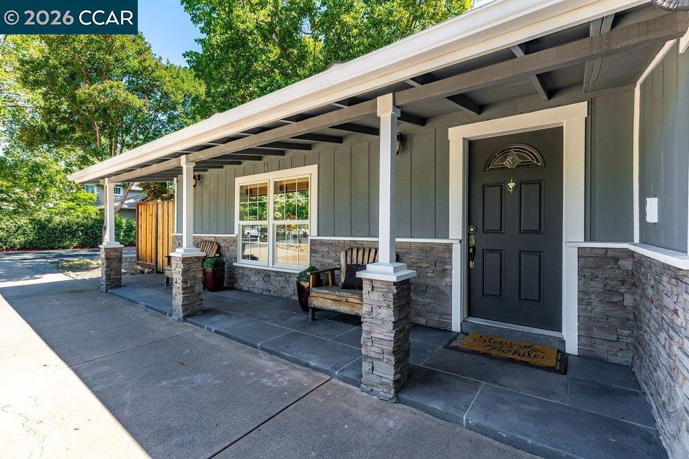 3606 Linda Vista Ave