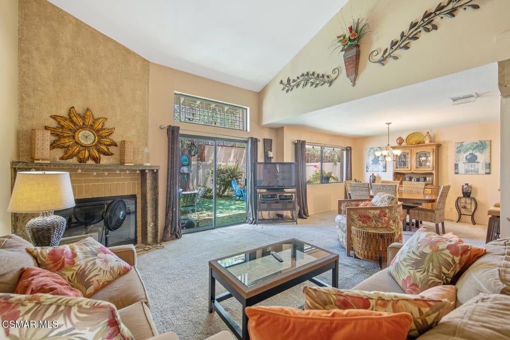 474 Artisan Road 19