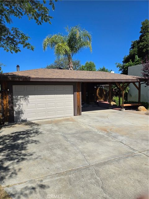 Photo of 4677 Silver Saddle Lane, Paso Robles, CA 93446 (MLS # AR25111384) Photo of 4677 Silver Saddle Lane, Paso Robles, CA 93446 (MLS # AR25111384)