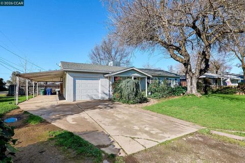Photo of 6901 6901 9Th Ave Ave, Rio Linda, CA 95673 (MLS # 41123966)