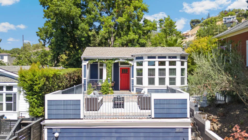 Los Angeles, California 90065, United States, 3 Bedrooms Bedrooms, ,2 BathroomsBathrooms,Residential,Active,196564