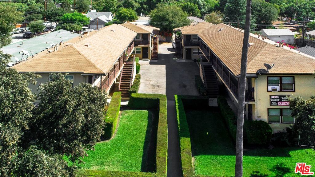 1910 Lincoln Avenue