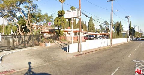 Photo of 503 W Athens Boulevard, Los Angeles, CA 90044 (MLS # 26843971)